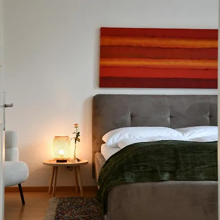 Apartment Engel