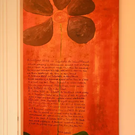 Apartment Engel