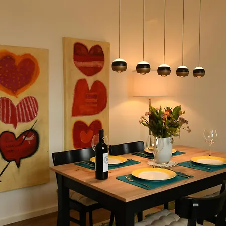 Engel Apartment